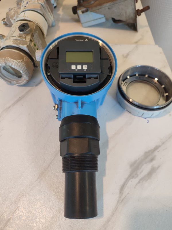 نمونه تعمیر ترنسمیتر سطح سنج FMU41 E+H